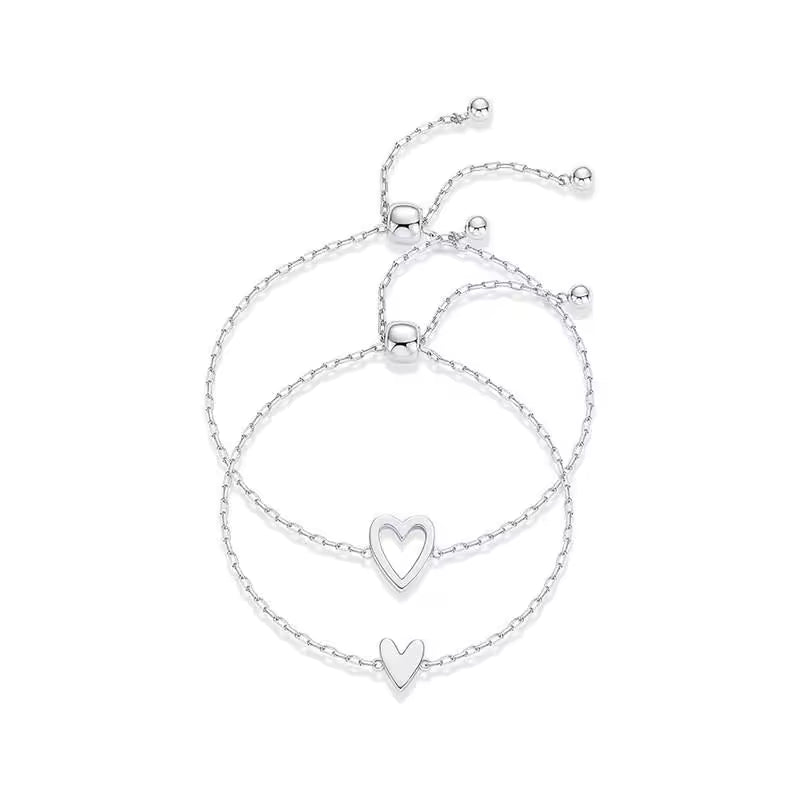 Amoura™ Bracciale Cuori Uniti